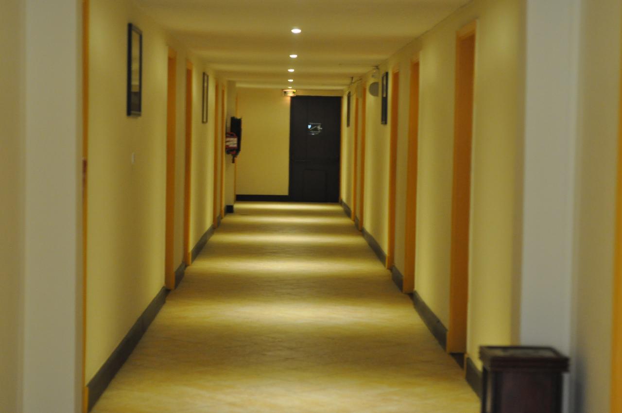 Le Grand Hotel Diego Antsiranana Exterior photo
