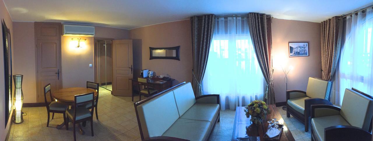 Le Grand Hotel Diego Antsiranana Exterior photo