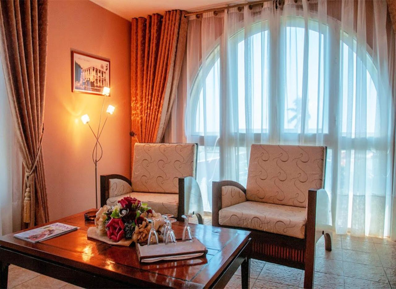 Le Grand Hotel Diego Antsiranana Exterior photo